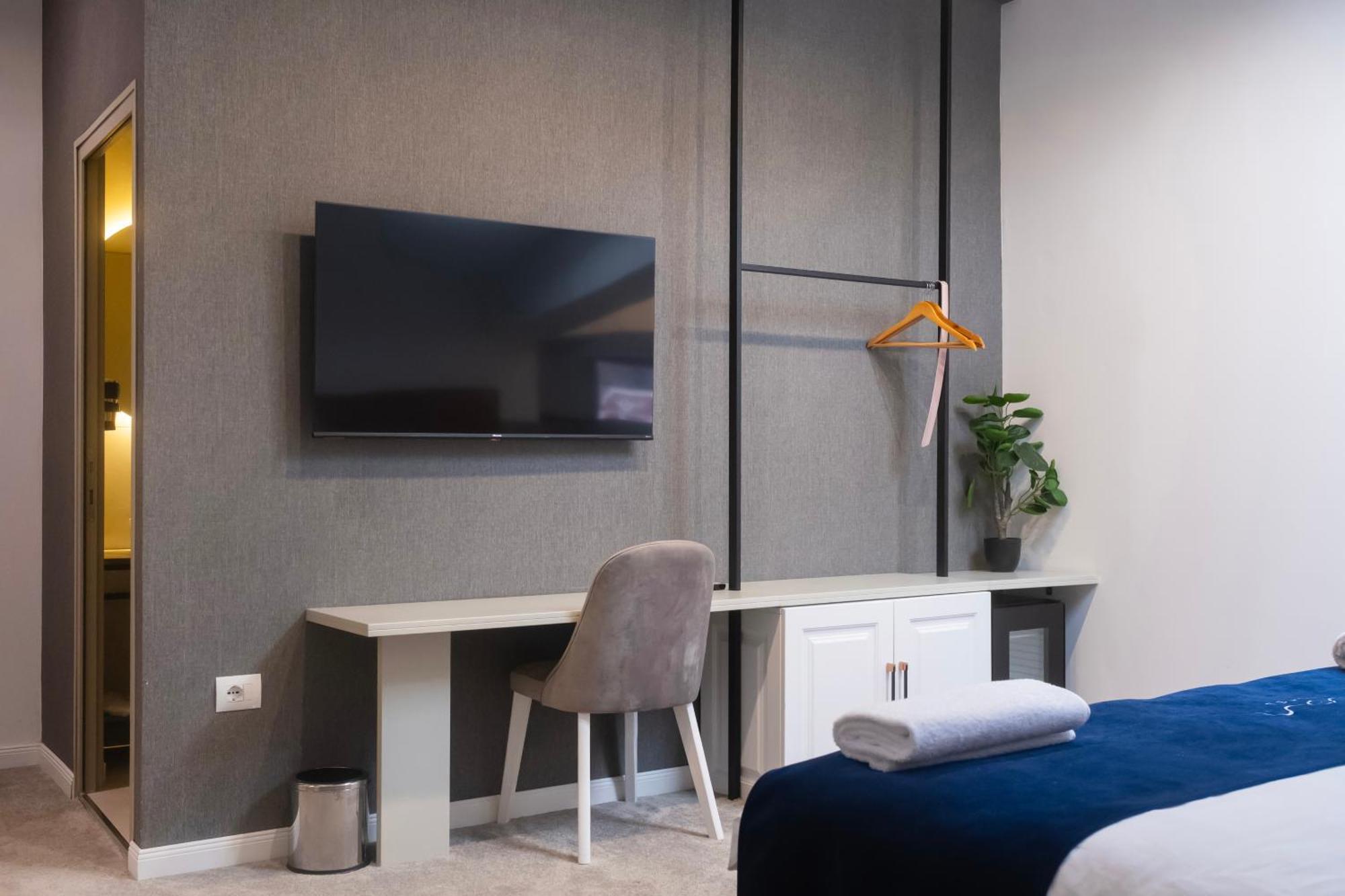 Nam Hotel Prizren Eksteriør bilde